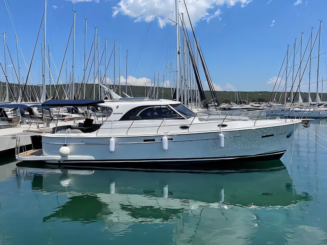 Exterior overview of ADRIANA 44 BT motor boat for charter from Sukosan Marina Dalmacija in the Zadar sailing area Croatia