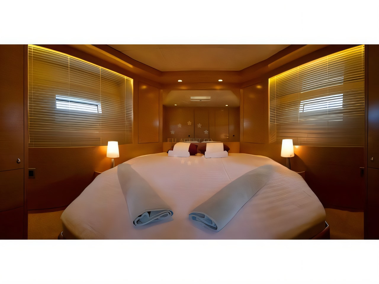 Layout of Cyrus 13.8 flybridge motor boat with 2 cabins Croatia yacht charter