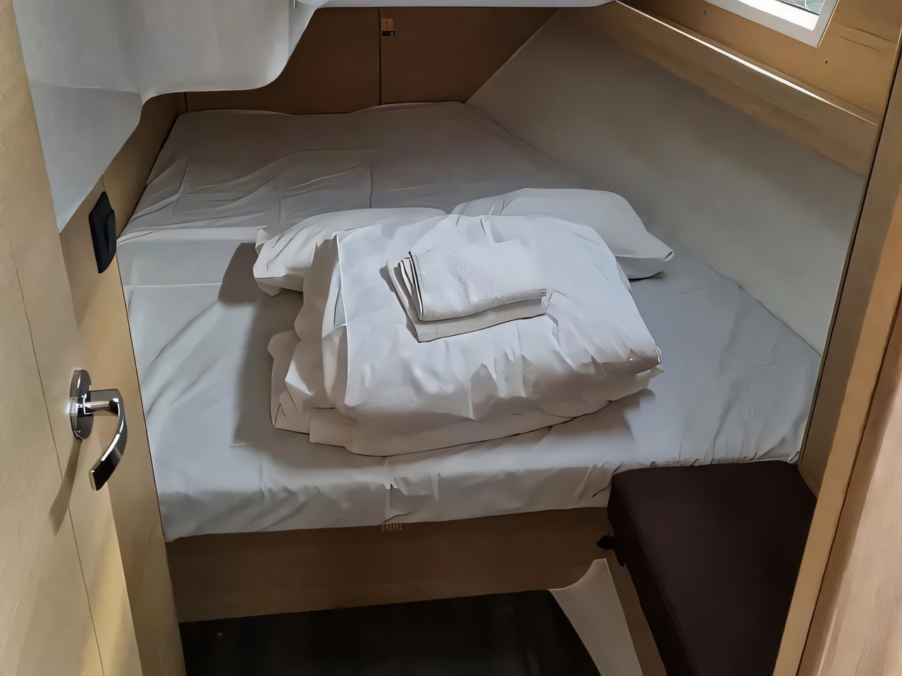 Layout of Elan Impression 45 sail boat with 4 cabins Croatia yacht charter