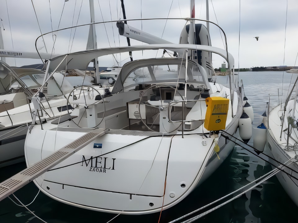 Exterior overview of Bavaria 45 Cruiser sail boat for charter from Sukosan Marina Dalmacija in the Kornati sailing area Croatia