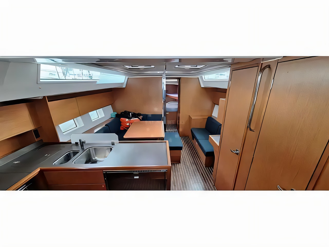 Layout of Bavaria C45 sail boat with 4 cabins Croatia yacht charter