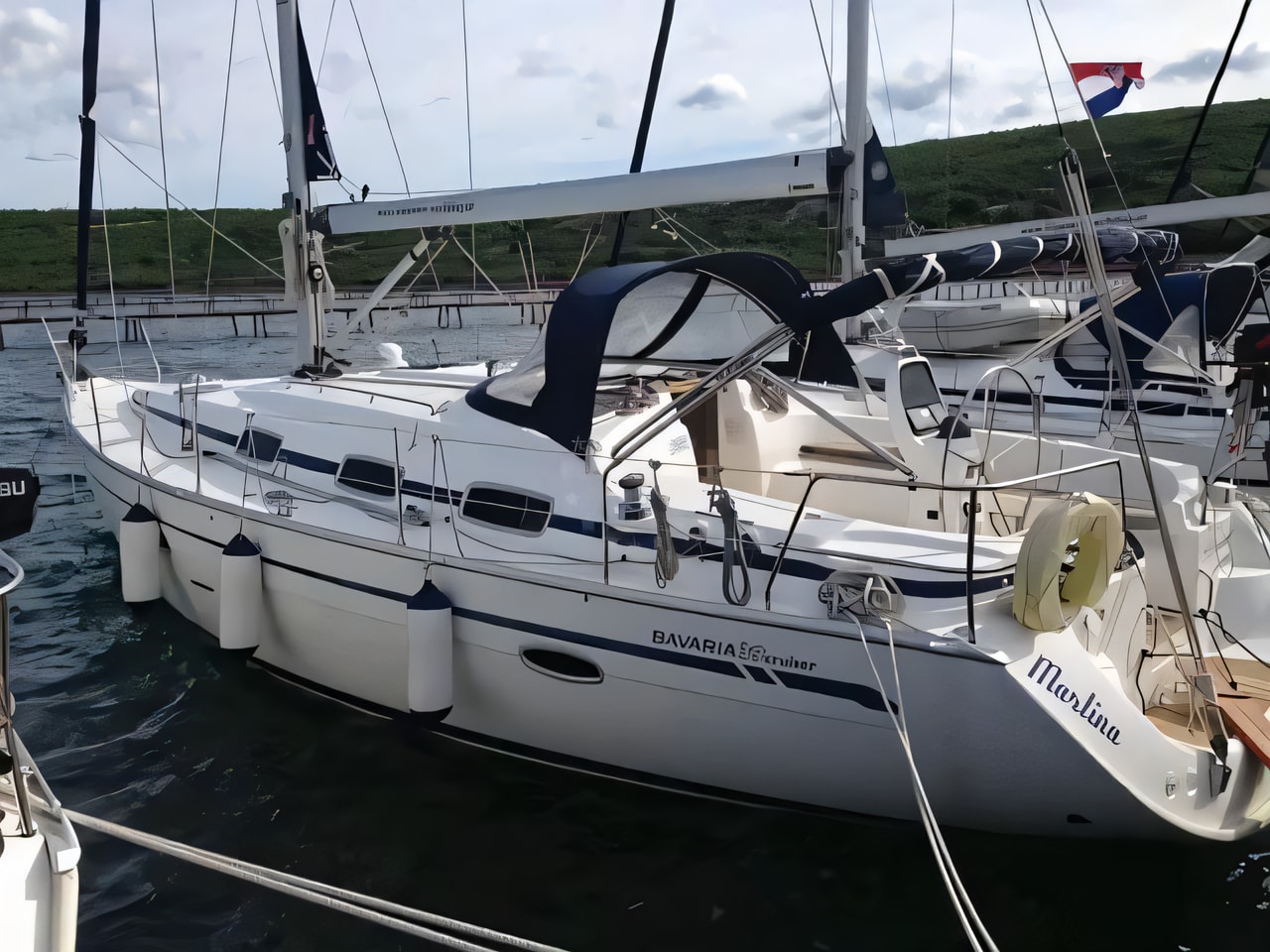 Exterior overview of Bavaria 39 Cruiser sail boat for charter from Krk Marina Punat in the Istria / Kvarner sailing area Croatia