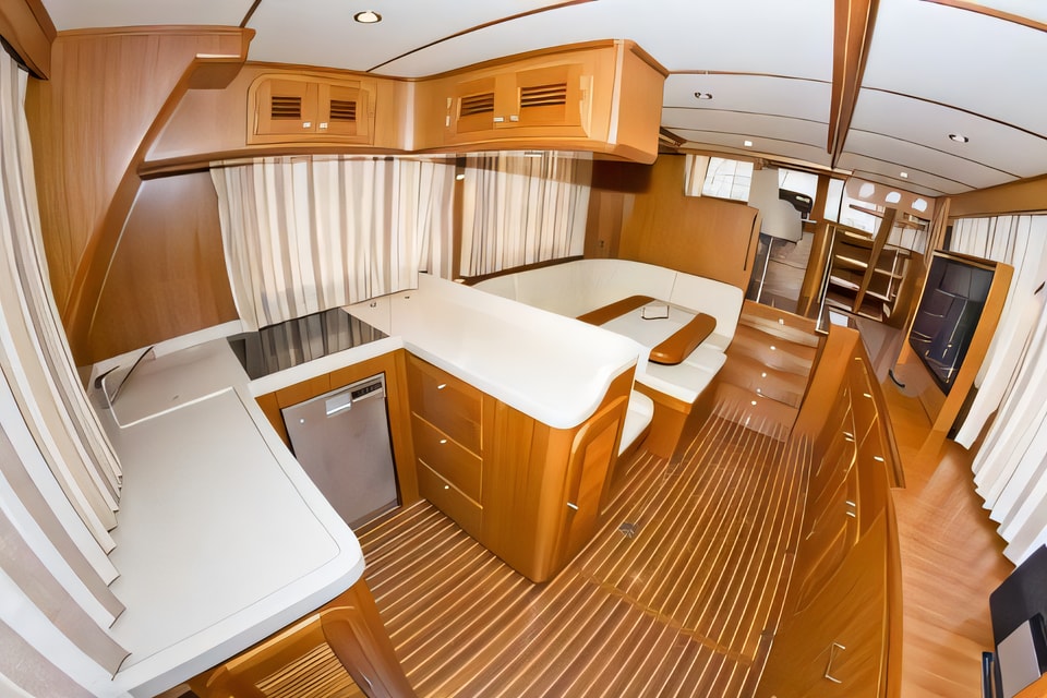 Interior of Adagio Europa 51.5 motoryacht with 4 cabins Croatia yacht charter