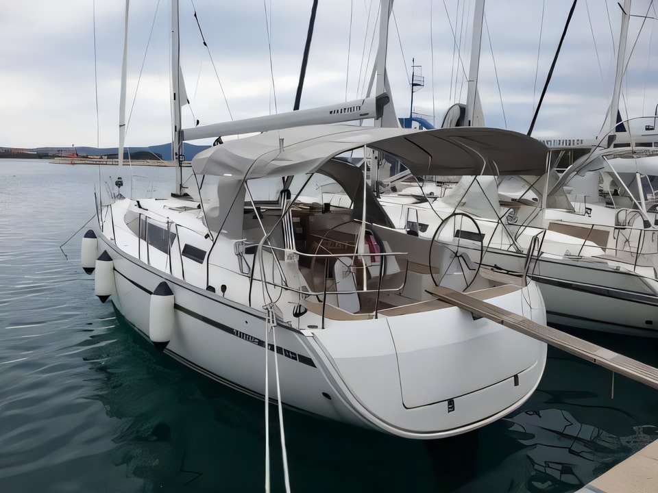 Exterior overview of Bavaria Cruiser 37 sail boat for charter from Sukosan Marina Dalmacija in the Kornati sailing area Croatia