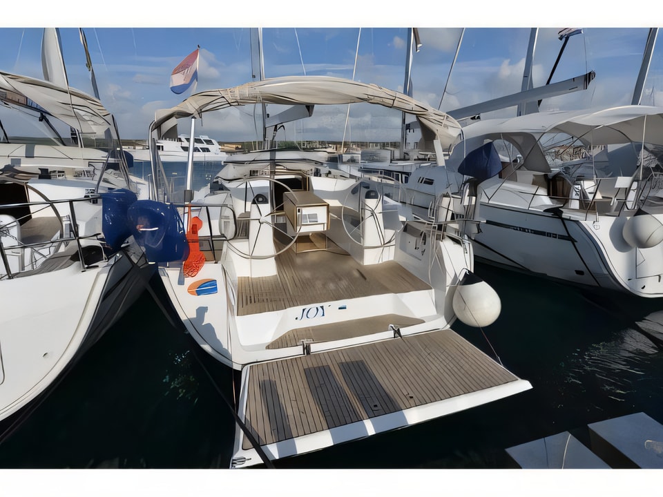 Exterior overview of Bavaria Cruiser 40 sail boat for charter from Pirovac in the Sibenik sailing area Croatia