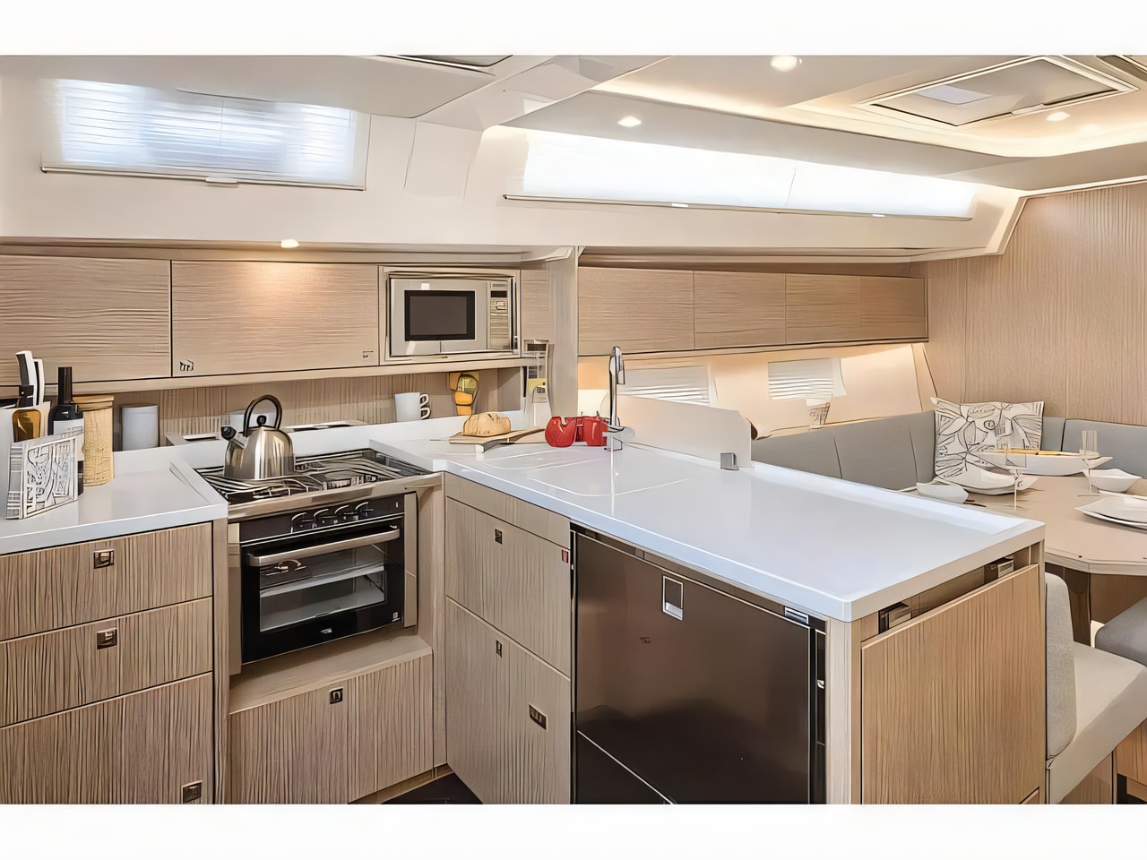 Layout of Bavaria C45 sail boat with 3 cabins Croatia yacht charter
