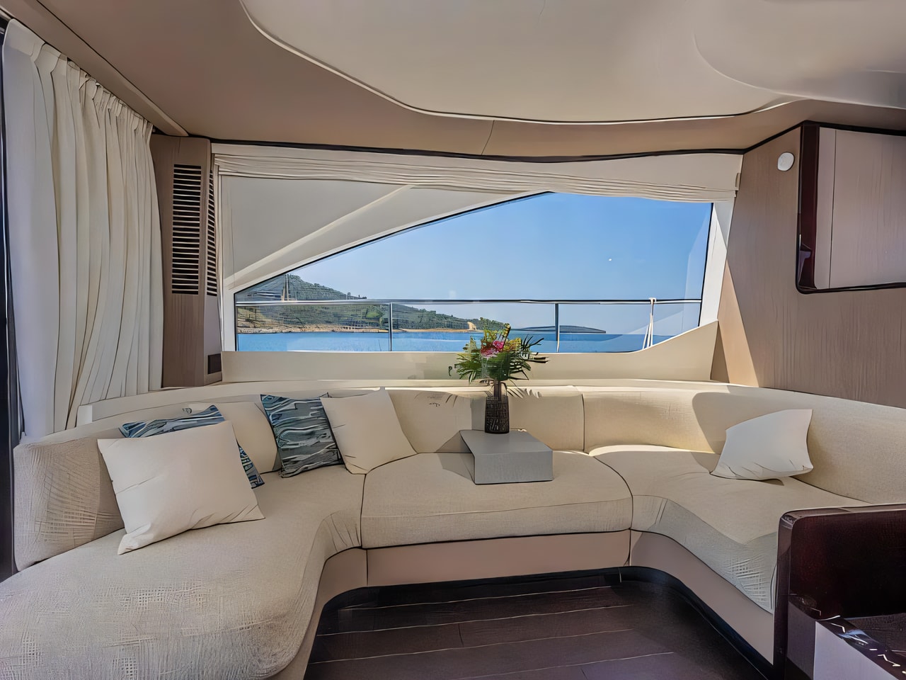 Layout of Azimut 60 motoryacht with 3 cabins Croatia yacht charter