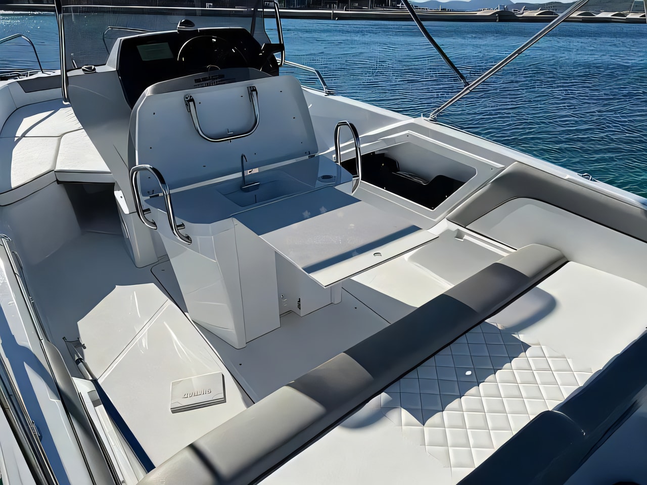 Layout of Salpa Sunsix motor boat with 0 cabins Croatia yacht charter