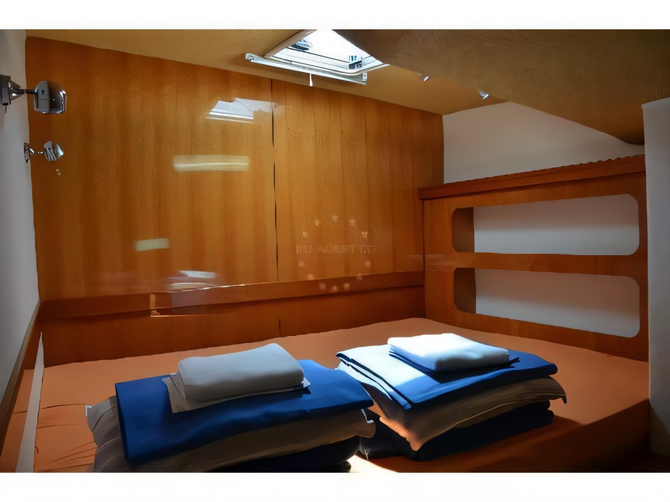 Layout of Privilege 465 catamaran with 4 cabins Croatia yacht charter
