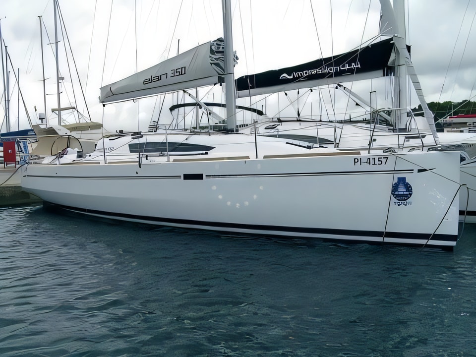 Exterior overview of Elan 350 sail boat for charter from Biograd Kornati in the Zadar sailing area Croatia