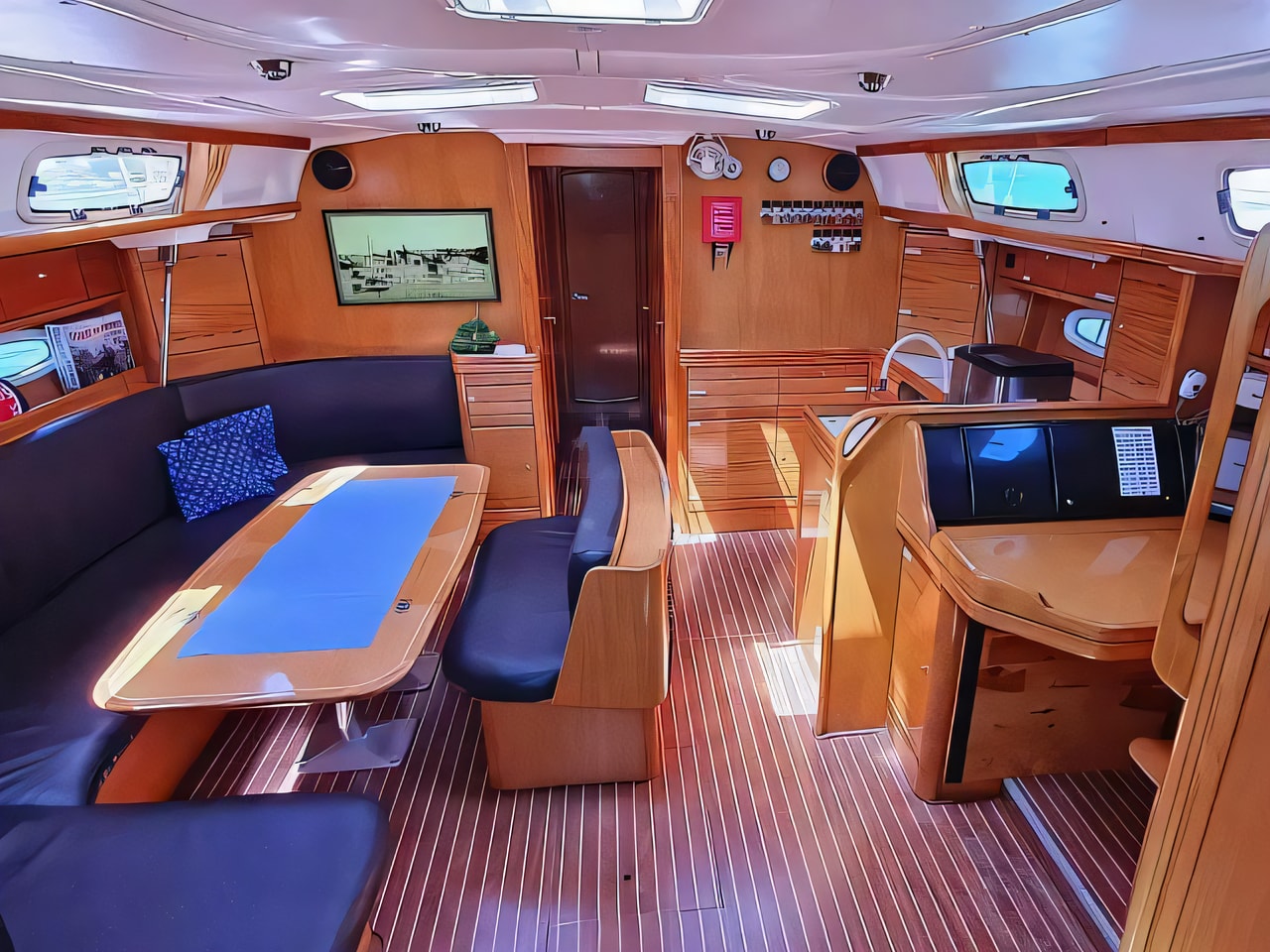 Bavaria 50 Cruiser yacht layout 5 cabins Croatia charter