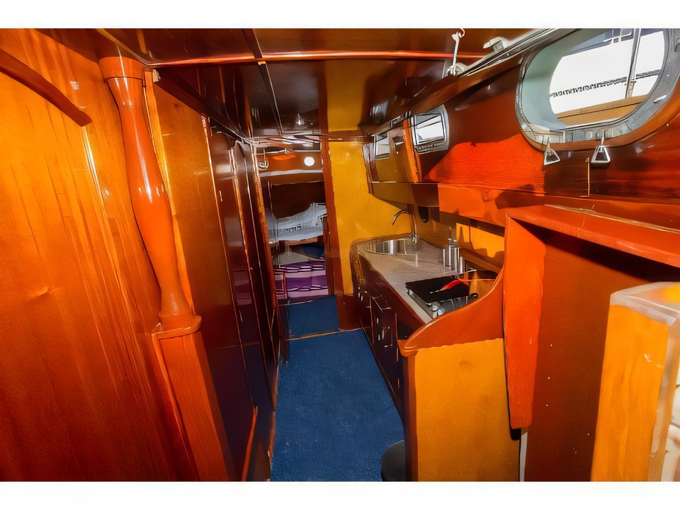 Interior of Leut motoryacht with 4 cabins Croatia yacht charter