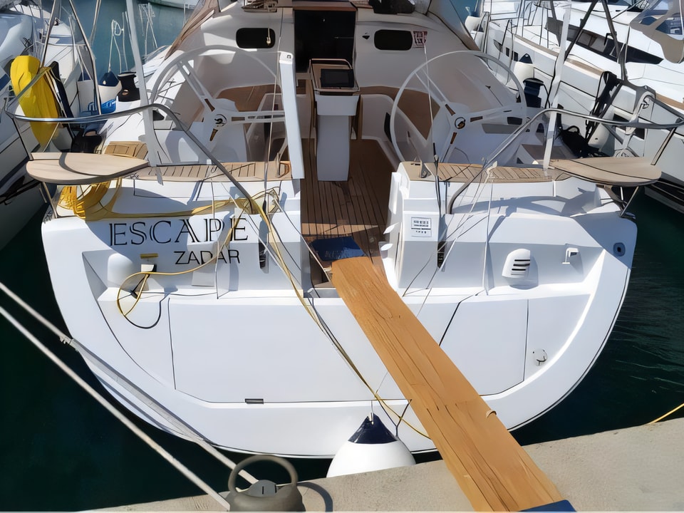 Elan 444 Impression sailing yacht for charter from Sukosan / Marina D-Marin Dalmacija Zadar sailing area Croatia