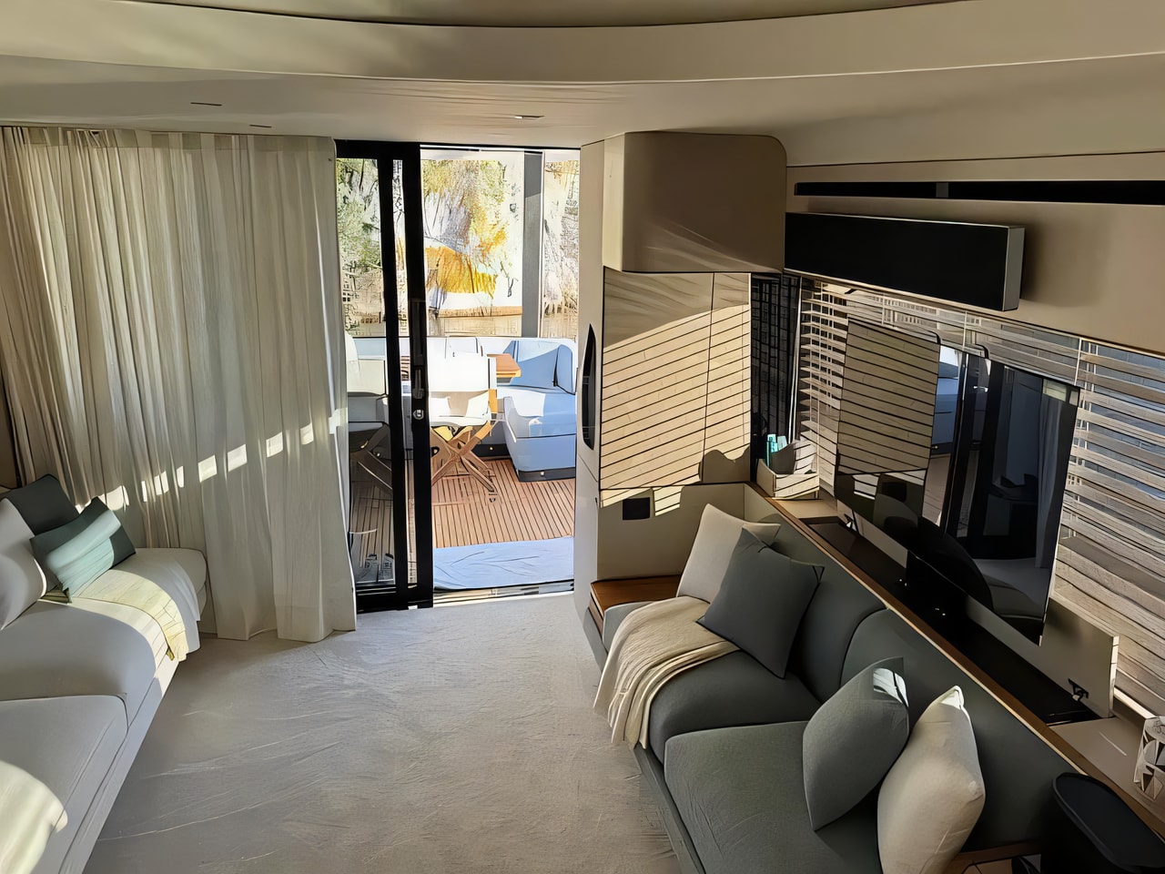 Layout of Azimut 68 motoryacht with 4 cabins Croatia yacht charter