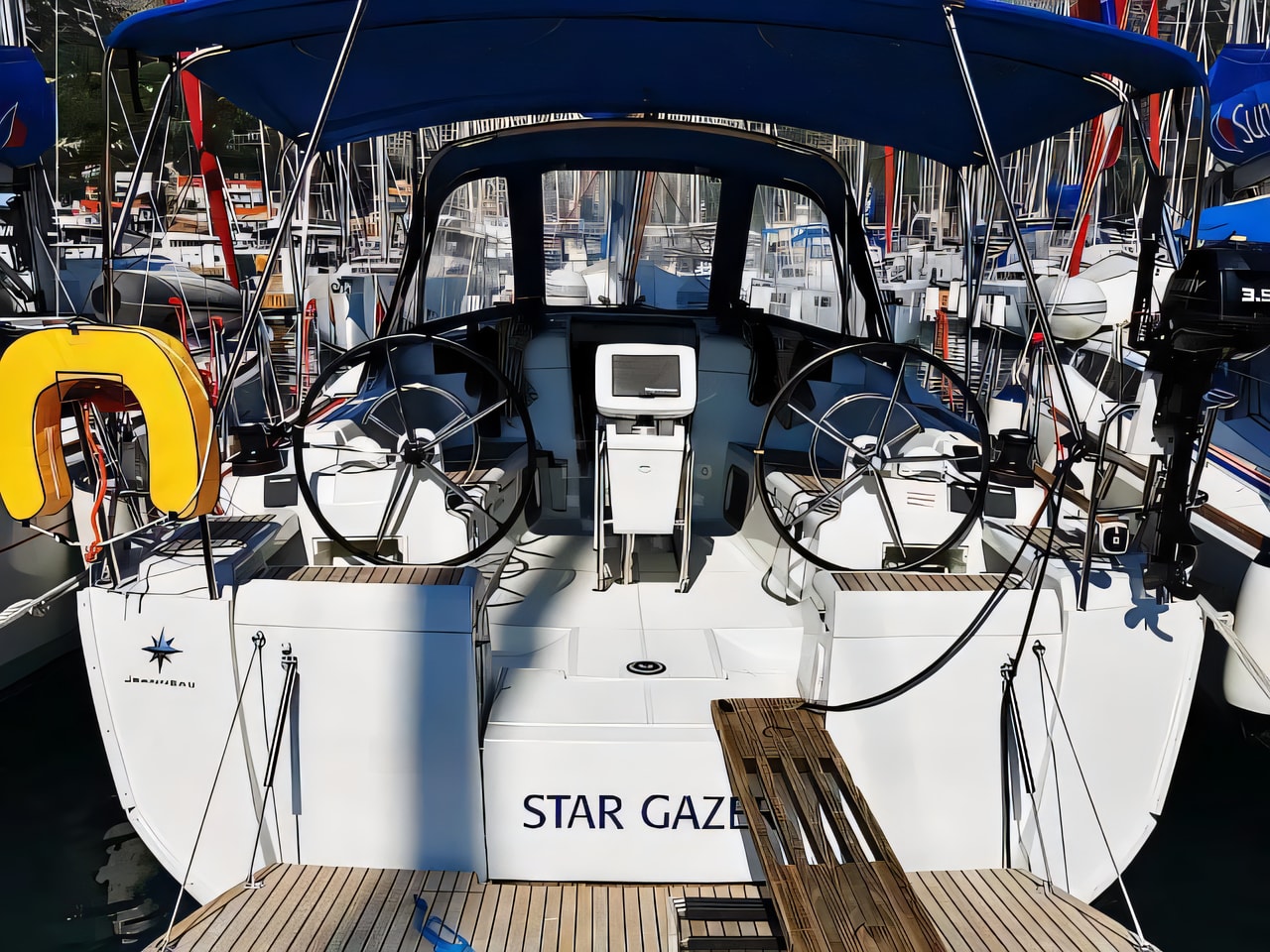 Exterior overview of Sun Odyssey 419 sail boat for charter from Pula Marina Polesana in the Istria / Kvarner sailing area Croatia