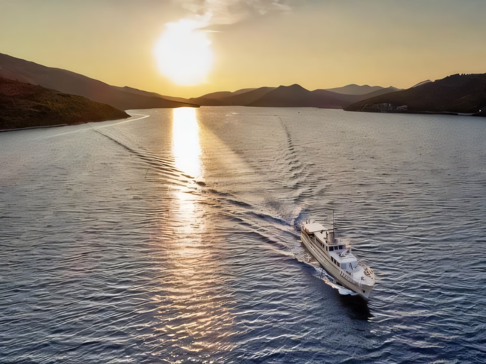 Exterior overview of PLAY FELLOW motor boat for charter from Split ACI Marina in the Split sailing area Croatia