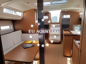 Layout of Sun Odyssey 440 sail boat with 4 cabins Croatia yacht charter