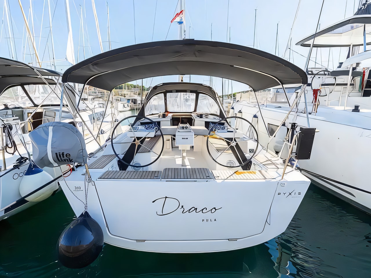 Dufour 360 Grand Large sailing yacht for charter from Pula / Tehnomont Marina Veruda Istria / Kvarner sailing area Croatia