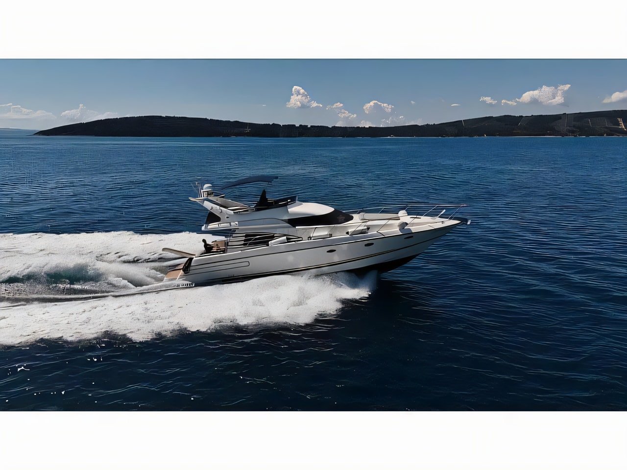 Exterior overview of Sunseeker Manhattan 48 FLY motor boat for charter from Kastela Gomilica Marina in the Split sailing area Croatia