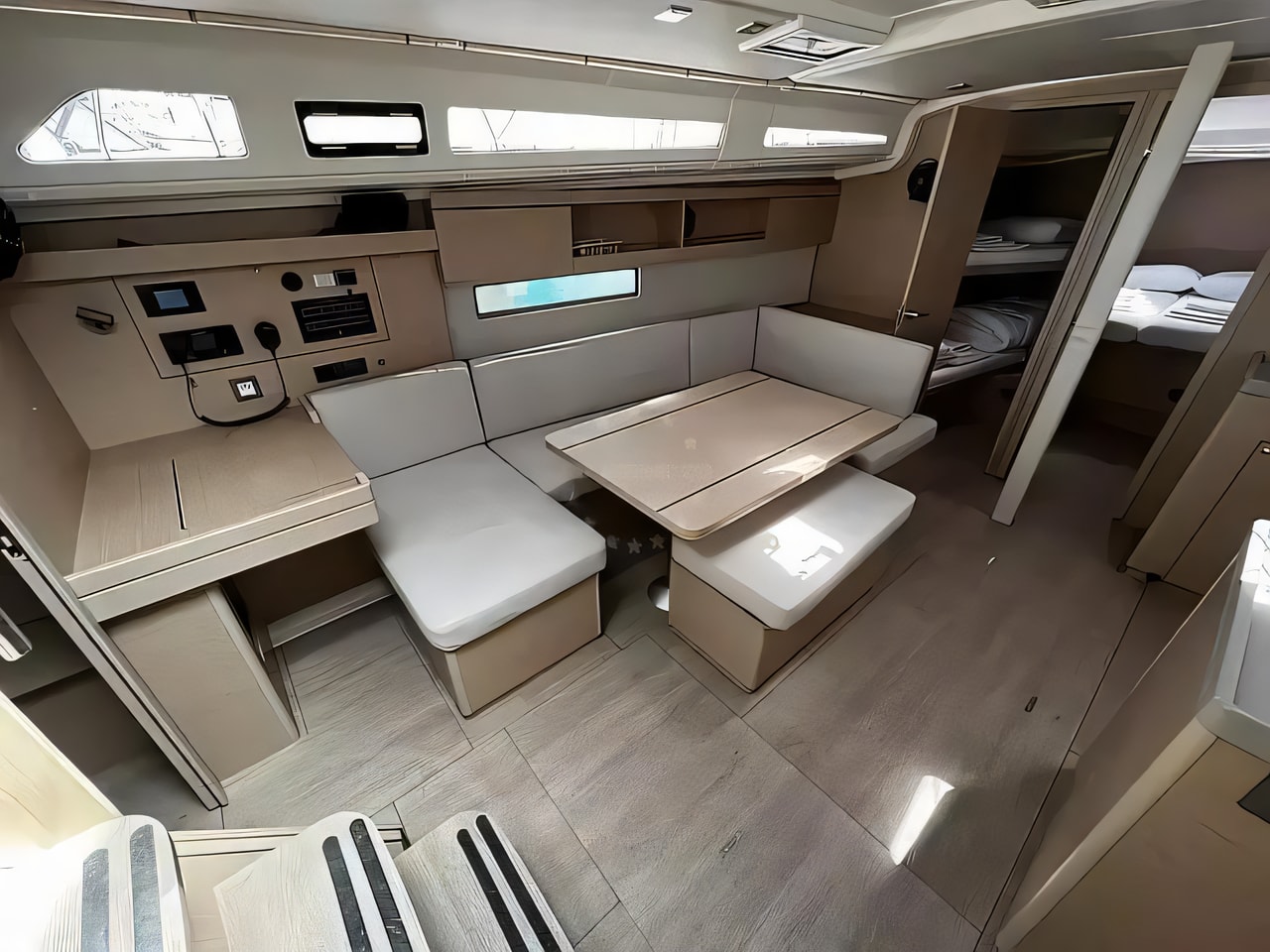Layout of Oceanis 40.1 sail boat with 4 cabins Croatia yacht charter