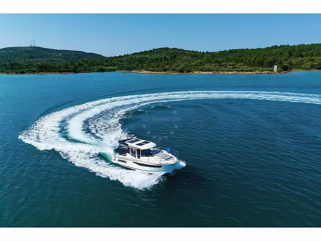 Exterior overview of Merry Fisher 895 motor boat for charter from Pirovac in the Sibenik sailing area Croatia