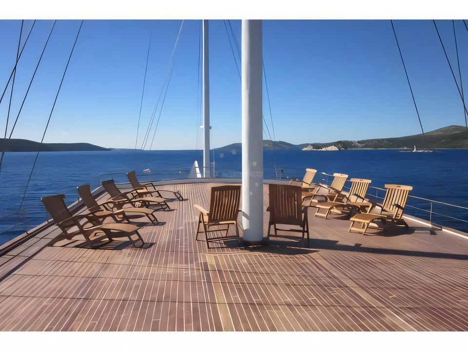 Layout of CESARICA motoryacht with 1 cabins Croatia yacht charter