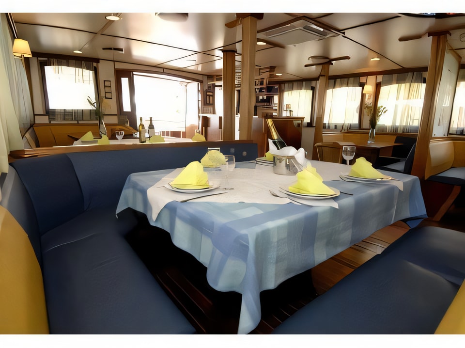 Interior of BARBARA motoryacht with 1 cabins Croatia yacht charter