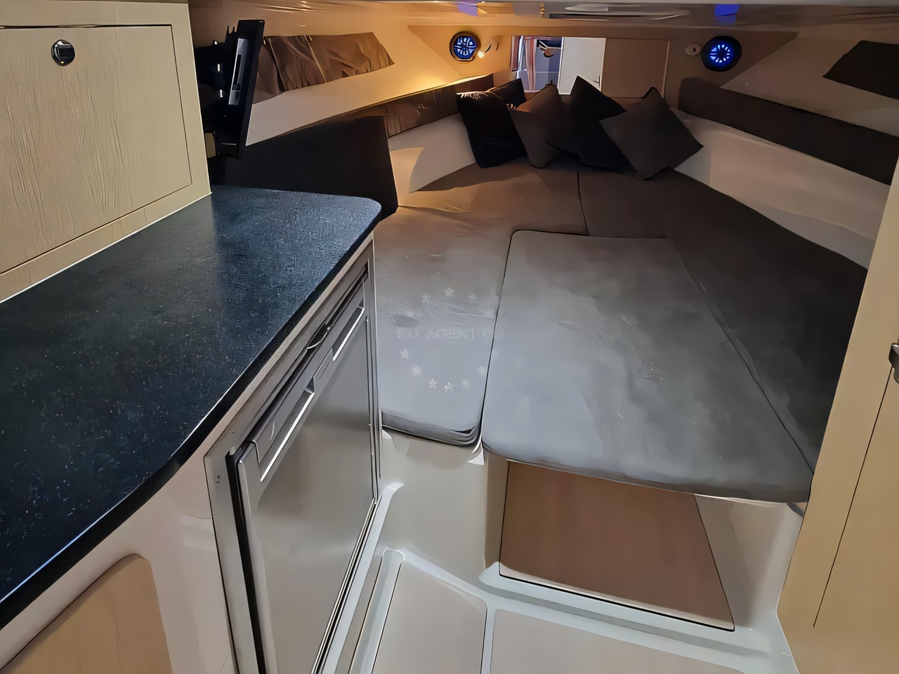 Layout of Atlantic Marine Sun Cruiser 730 motor boat with 1 cabins Croatia yacht charter