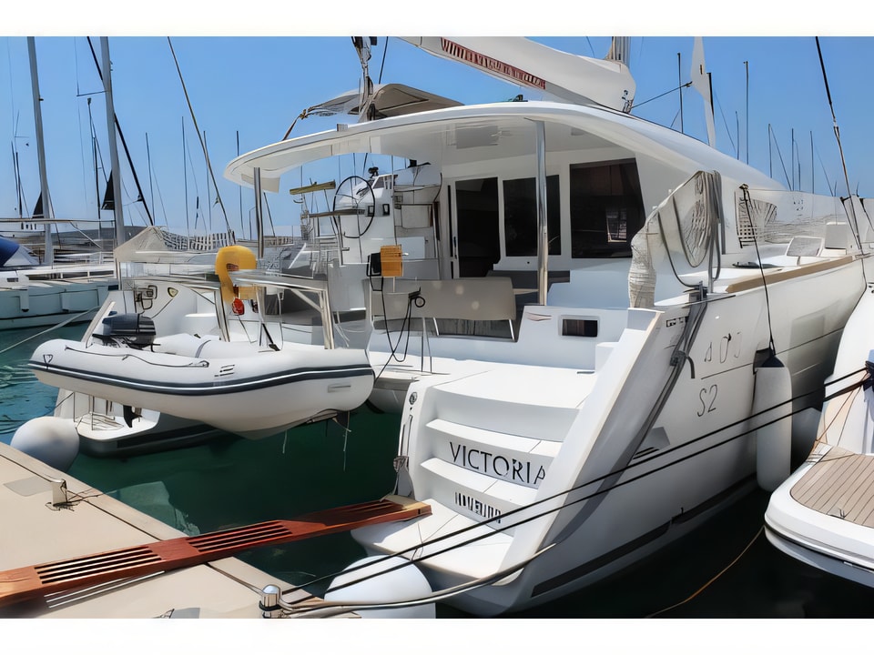 Layout of Lagoon 400 S2 catamaran with 4 cabins Croatia yacht charter