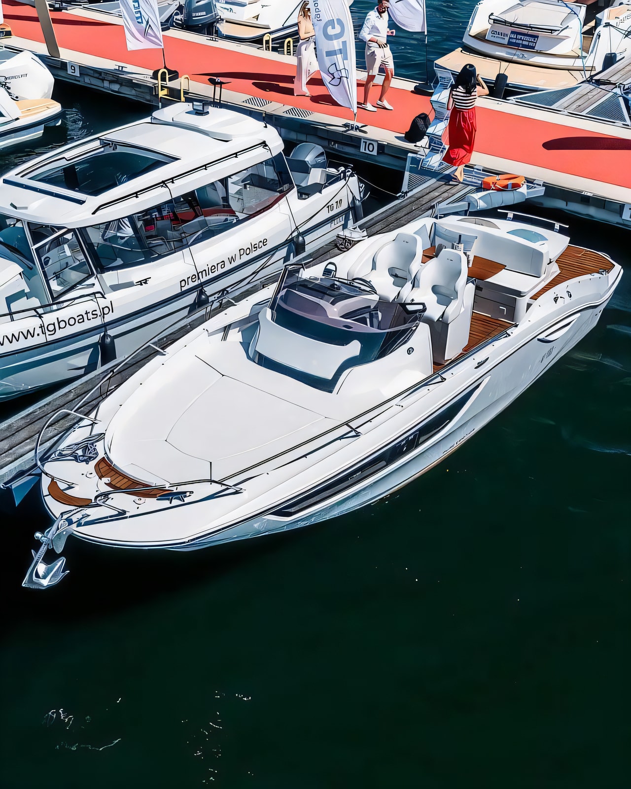 Exterior overview of Sessa KL 27 motor boat for charter from Sukosan Marina Dalmacija in the Kornati sailing area Croatia