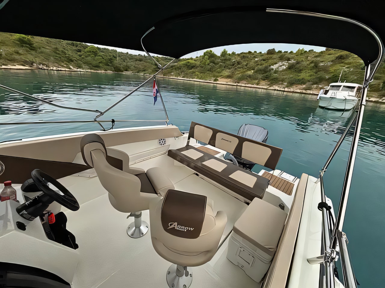 Arrow Abaris 23 motor boat for charter in Split, Croatia