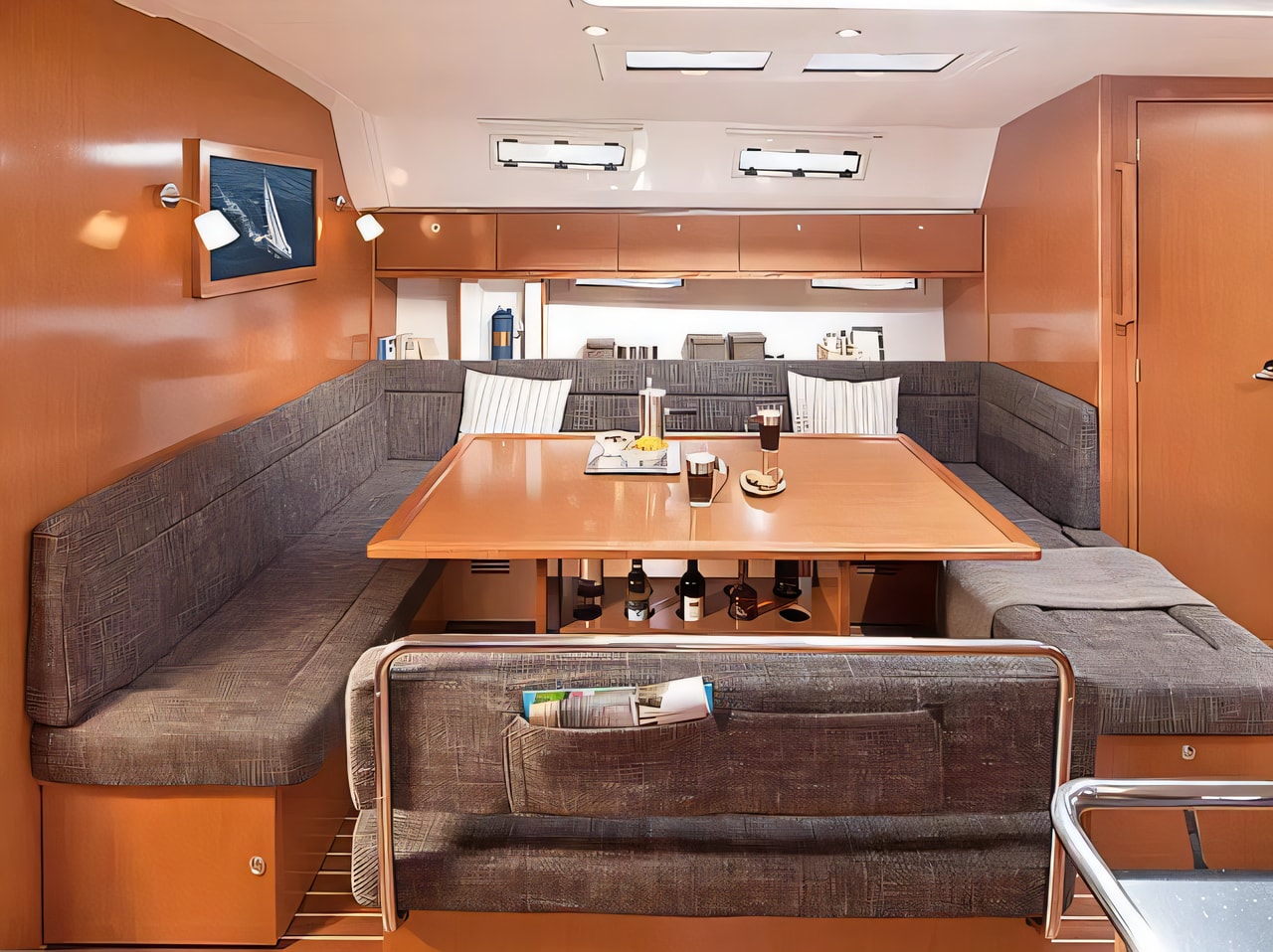 Bavaria 50 Cruiser yacht layout 5 cabins Croatia charter