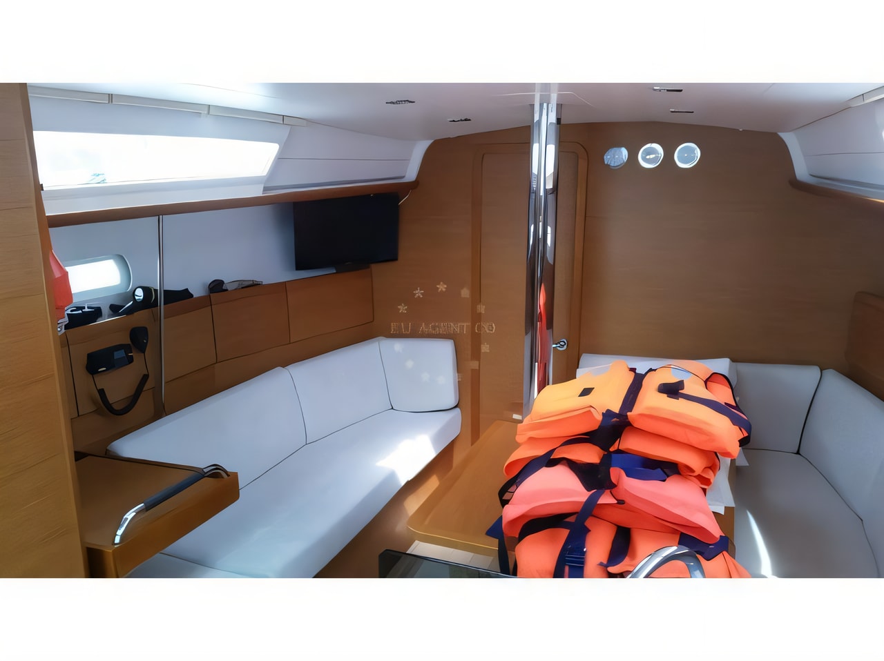Layout of Sun Odyssey 379 sail boat with 3 cabins Croatia yacht charter