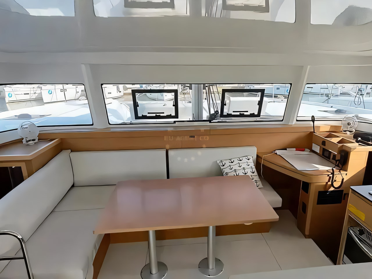 Layout of Excess 11 (6 cab.) catamaran with 6 cabins Croatia yacht charter