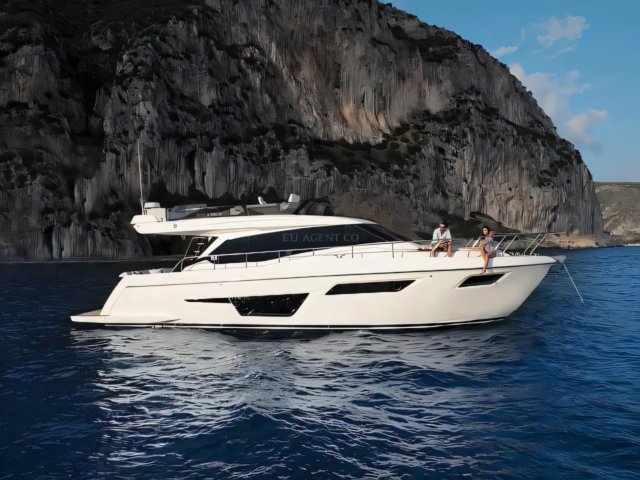 Exterior overview of Ferretti 500 Fly motoryacht for charter from Sukosan Marina Dalmacija in the Kornati sailing area Croatia