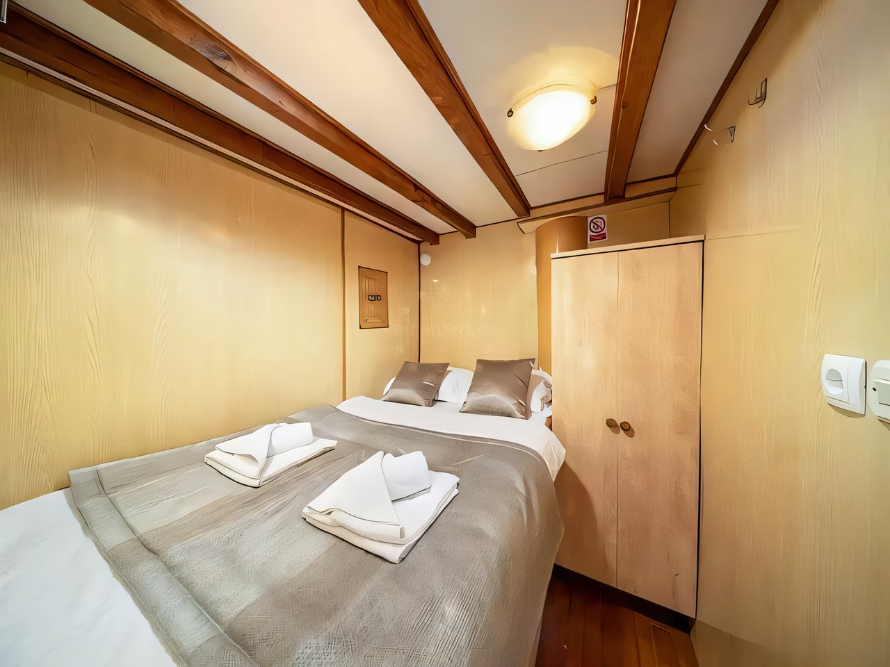 Layout of Gulet Novi Dan gulet or cruiser with 1 cabins Croatia yacht charter