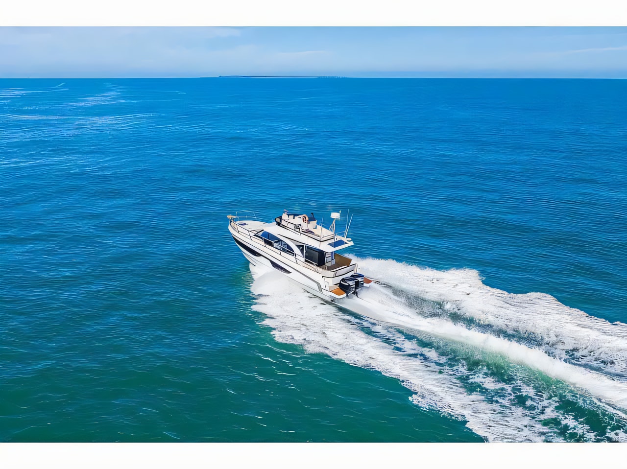 Exterior overview of Antares 11 Fly motor boat for charter from Pula Tehnomont Marina Veruda in the Istria / Kvarner sailing area Croatia