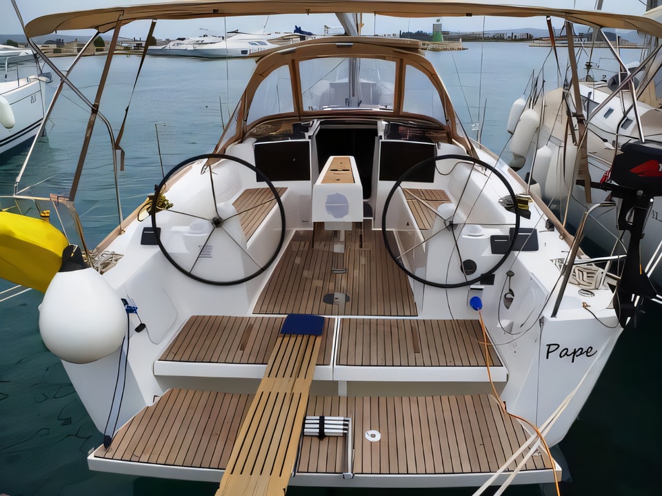 Exterior overview of Dufour 350 GL sail boat for charter from Sukosan Marina Dalmacija in the Kornati sailing area Croatia