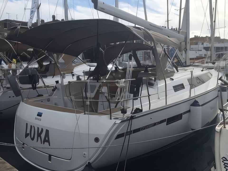 Exterior overview of Bavaria Cruiser 37 sail boat for charter from Zadar Marina Zadar in the Zadar sailing area Croatia