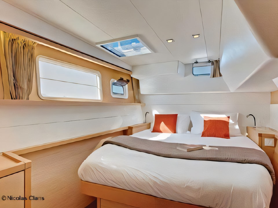 Interior of Lagoon 450 equipped with generator, A / C (saloon) catamaran with 6 cabins Croatia yacht charter