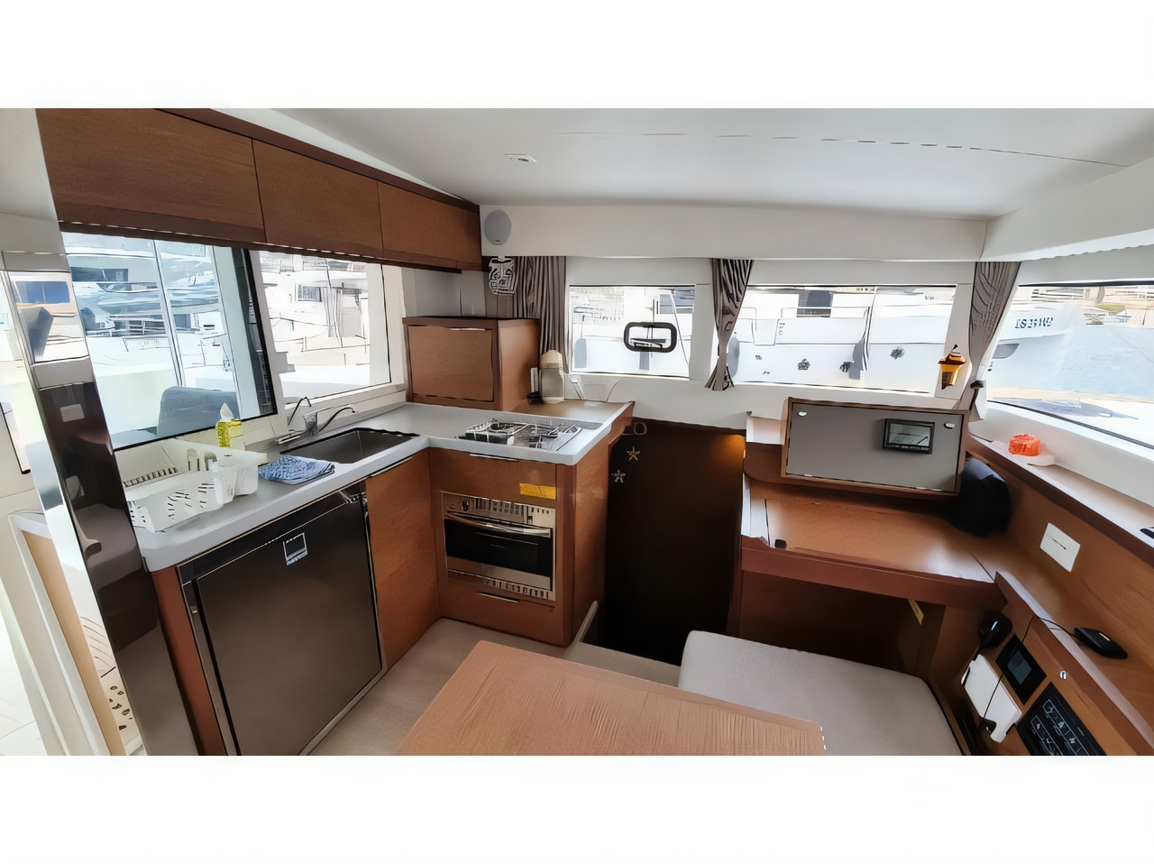 Layout of Lagoon 40 catamaran with 4 cabins Croatia yacht charter