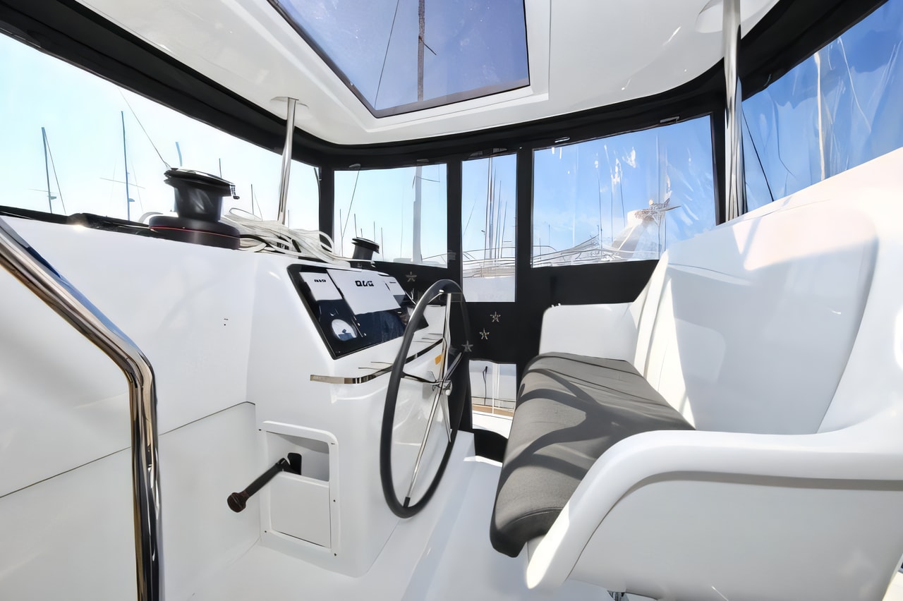 Layout of Lagoon 450 Sport catamaran with 6 cabins Croatia yacht charter