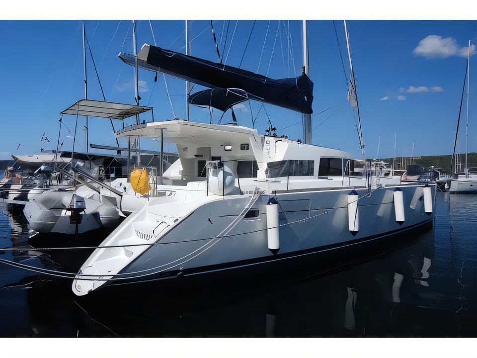 Exterior overview of Lagoon 440 (4+2 cab) catamaran for charter from Krk Marina Punat in the Istria / Kvarner sailing area Croatia