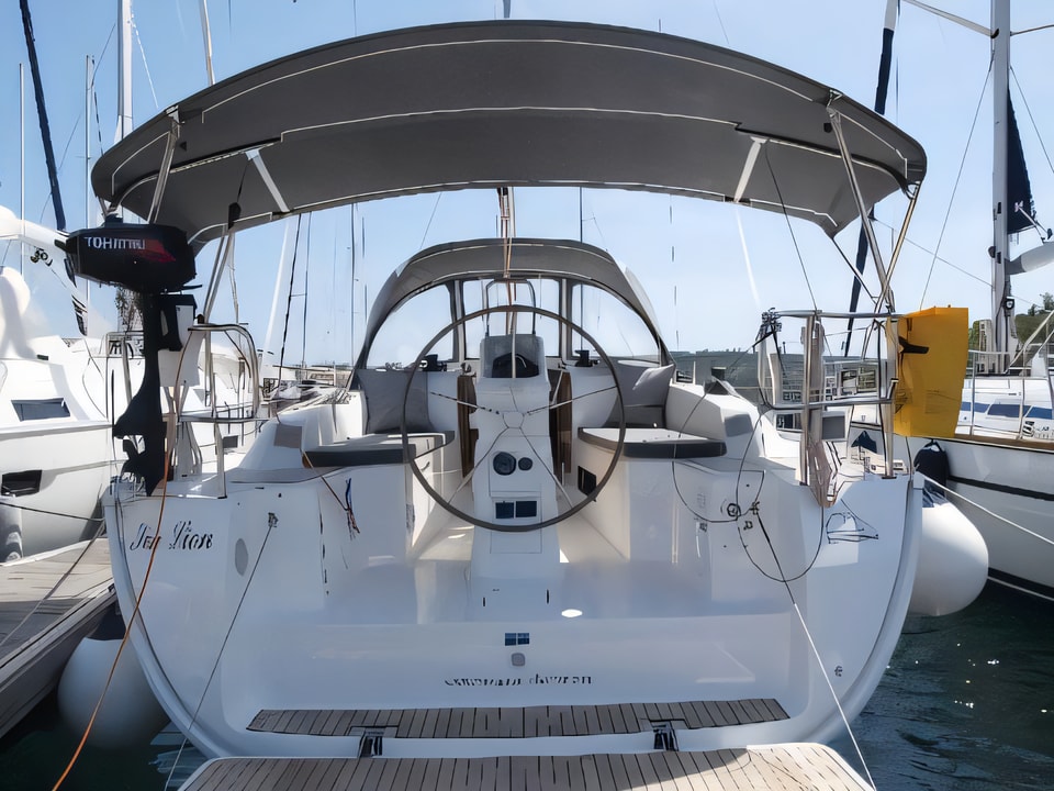 Exterior overview of Bavaria Cruiser 33 sail boat for charter from Primosten Marina Kremik in the Sibenik sailing area Croatia