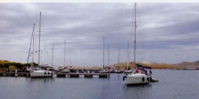 Otok Levrnaka Adriatic Pilot image