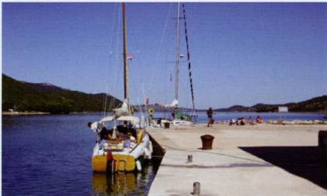 Uvala Zmanscica Adriatic Pilot image